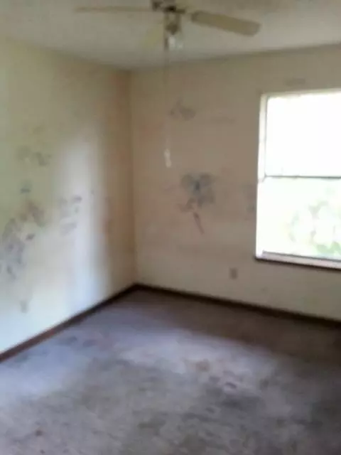 6507 Colonial Dr, Milton, FL 32570 photo 8