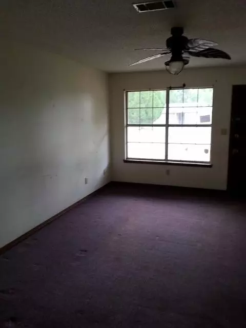 6507 Colonial Dr, Milton, FL 32570 photo 4
