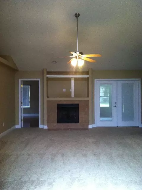 6828 Wallace Dr, Pace, FL 32571 photo 5