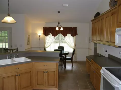 2742 Segrest Rd, Pace, FL 32571 photo 7