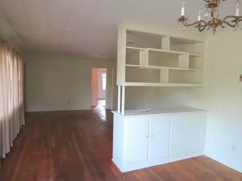 1006 E Texar Dr, Pensacola, FL 32503 photo 3