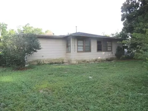 1006 E Texar Dr, Pensacola, FL 32503 photo 12