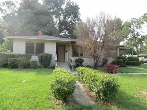 1006 E Texar Dr, Pensacola, FL 32503 photo 1