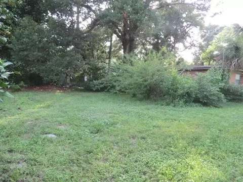 1006 E Texar Dr, Pensacola, FL 32503 photo 13