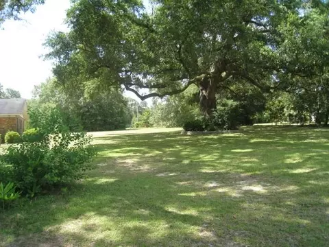 2308 Risen Dr, Cantonment, FL 32533 photo 7