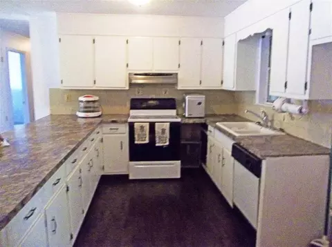 4252 Dana St, Pace, FL 32571 photo 3