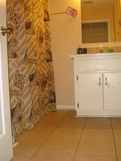 4886 Hamilton Bridge Rd, Pace, FL 32571 photo 5