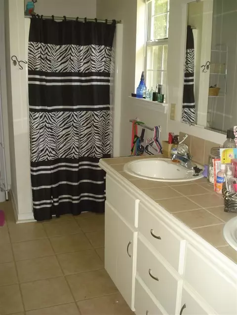 4886 Hamilton Bridge Rd, Pace, FL 32571 photo 4