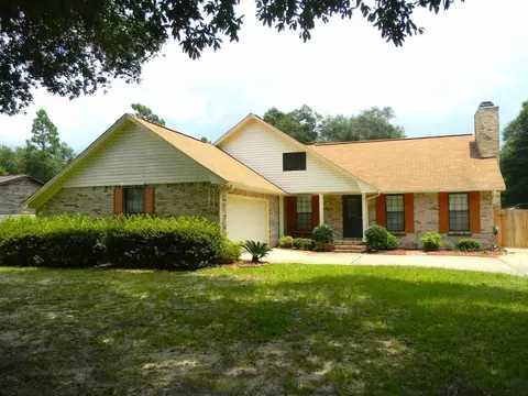 5720 Lia Dr, Milton, FL 32570 photo 2