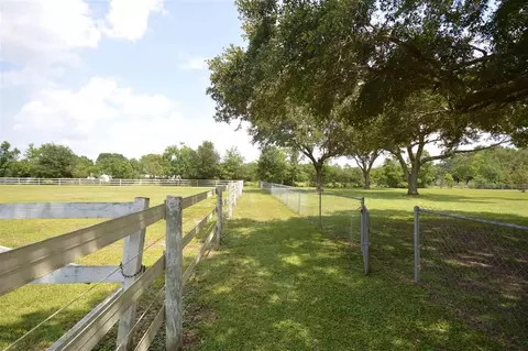 3852 Fox Rd, Pace, FL 32571 photo 9