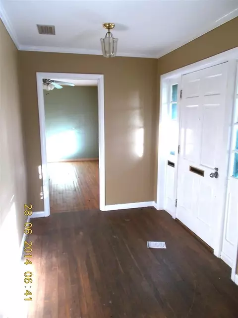 406 E Park Ln, Cantonment, FL 32533 photo 3