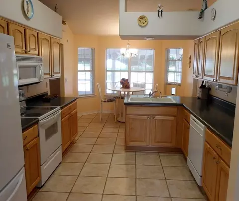 880 Candy Ln, Cantonment, FL 32533 photo 11