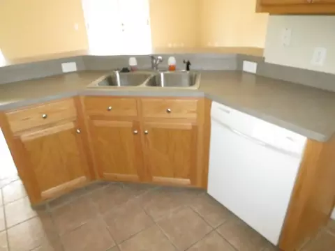 1009 Rin Ct, Milton, FL 32583 photo 5