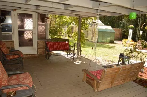 6568 Imperial Dr, Milton, FL 32570 photo 6