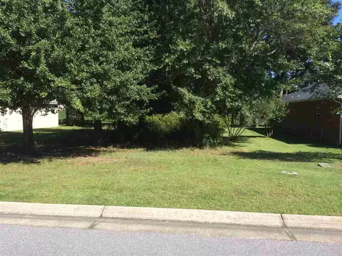 5430 Southlake Dr, Pace, FL 32571 photo 2