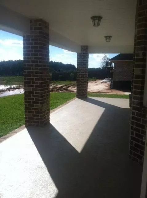 5802 Dunridge Dr, Pace, FL 32571 photo 4