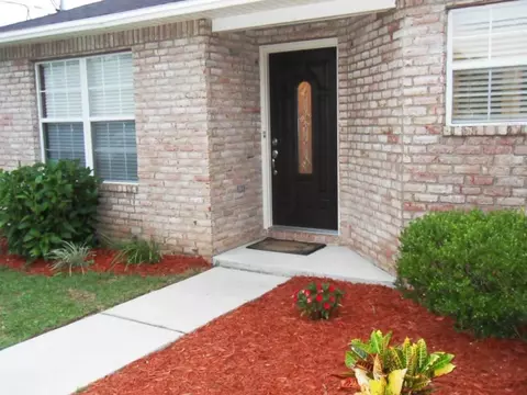 4271 Crosswinds Dr, Milton, FL 32583 photo 1