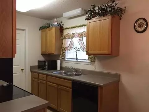6229 Fox Run St, Milton, FL 32583 photo 3