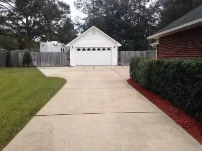 922 Brandermill Dr, Cantonment, FL 32533 photo 2
