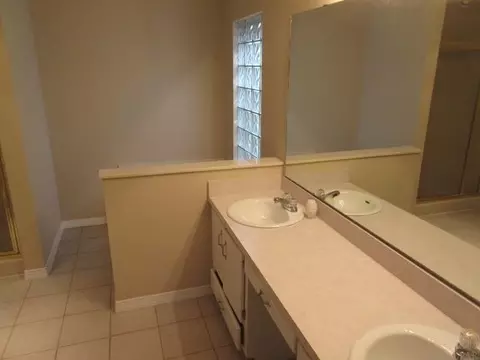 6071 Gillette Dr, Milton, FL 32570 photo 11