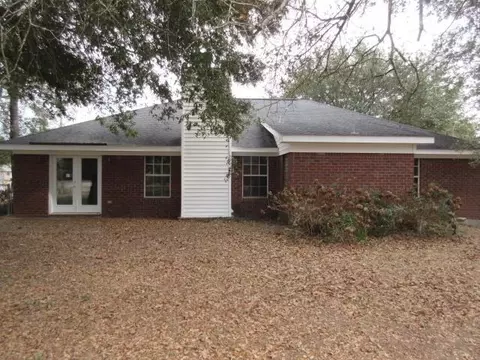 6071 Gillette Dr, Milton, FL 32570 photo 2