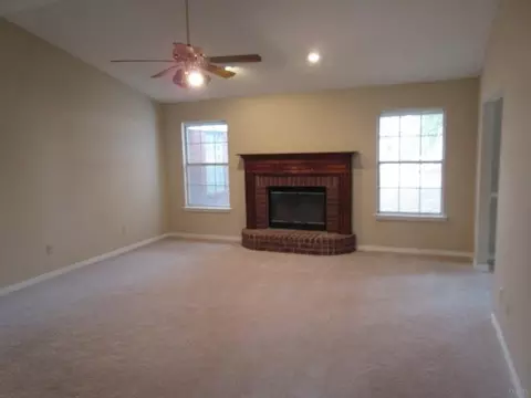 6071 Gillette Dr, Milton, FL 32570 photo 4