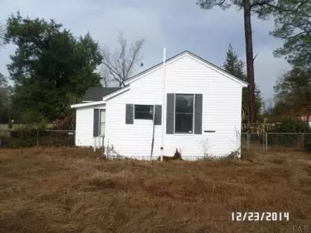 241 E Hecker Rd, Century, FL 32535 photo 17