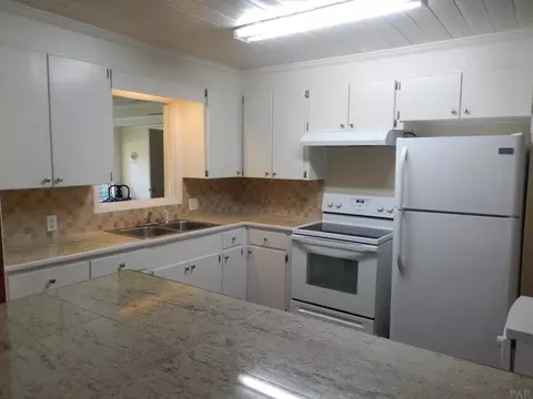 108 Pace Pkwy, Cantonment, FL 32533 photo 7