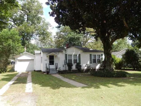 108 Pace Pkwy, Cantonment, FL 32533 photo 2