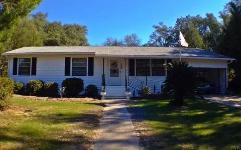 5740 Pecan St, Milton, FL 32570 photo 1