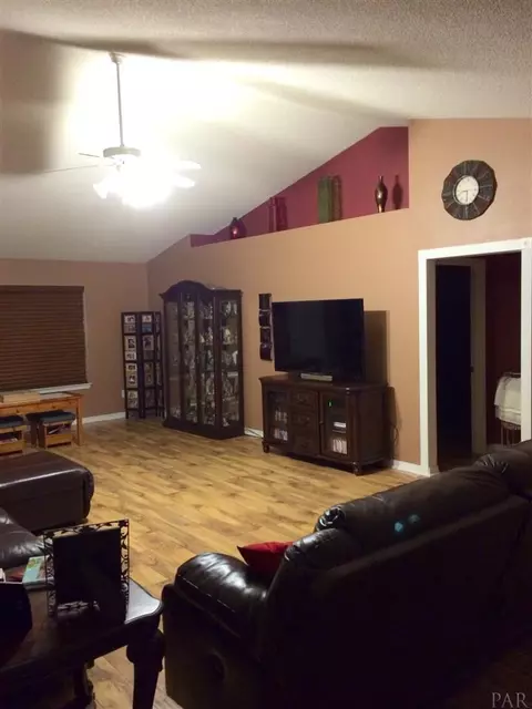 1825 Wareham Way, Cantonment, FL 32533 photo 7