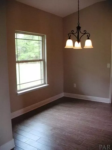 6097 Brighton Ln, Milton, FL 32570 photo 9