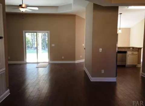 6113 Brighton Ln, Milton, FL 32570 photo 3