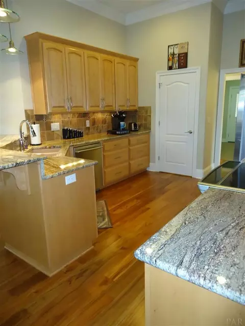 9427 Hazel Ln, Jay, FL 32565 photo 8