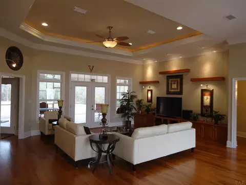 9427 Hazel Ln, Jay, FL 32565 photo 5
