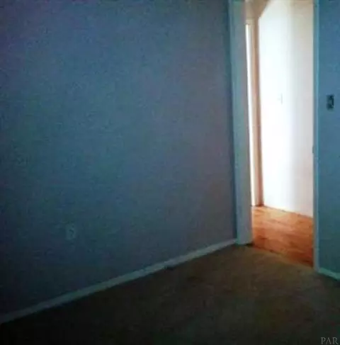 5581 Michael Dr, Milton, FL 32583 photo 8