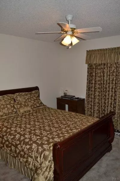 5924 Castle Dr, Milton, FL 32570 photo 20