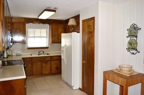 5924 Castle Dr, Milton, FL 32570 photo 10