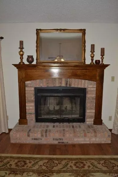 5924 Castle Dr, Milton, FL 32570 photo 8