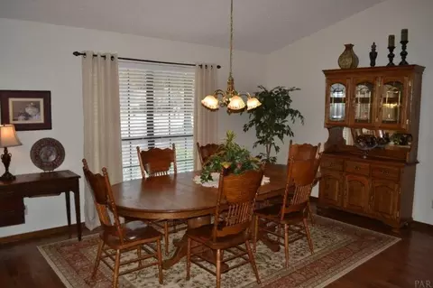 5924 Castle Dr, Milton, FL 32570 photo 7
