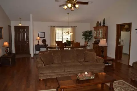 5924 Castle Dr, Milton, FL 32570 photo 4