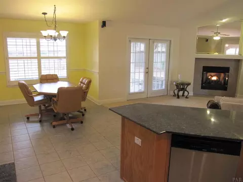 4279 Spindlewick Dr, Pace, FL 32571 photo 11