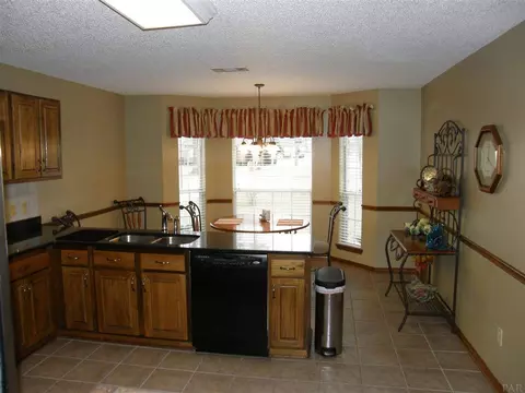 5325 Stiles Ln, Pace, FL 32571 photo 8