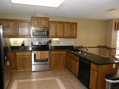 5325 Stiles Ln, Pace, FL 32571 photo 10