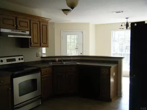 8657 Fields Rd, Milton, FL 32583 photo 6