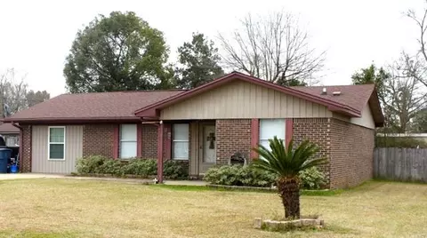 355 Crestfield Cir, Cantonment, FL 32533 photo 2