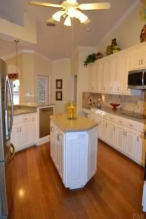 3011 Greystone Dr, Pace, FL 32571 photo 10
