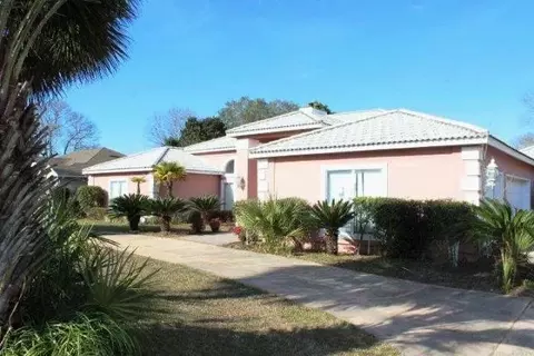 3214 Cobblestone Dr, Pace, FL 32571 photo 1