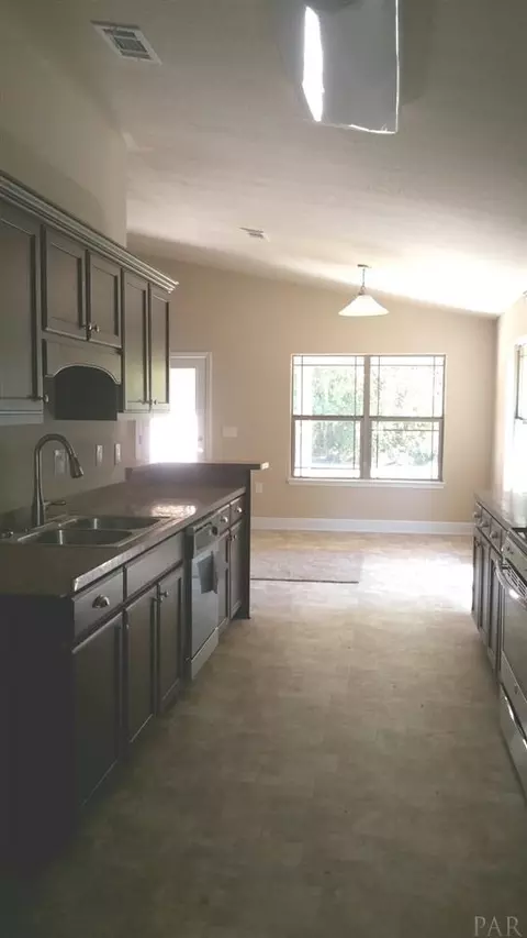 4113 Hazelhurst Dr, Pace, FL 32571 photo 4