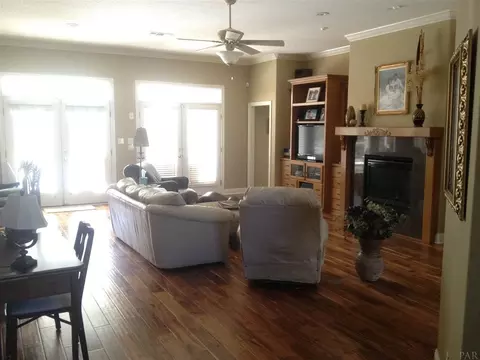 3060 Cobblestone Dr, Pace, FL 32571 photo 6